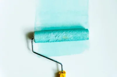 Peinture intérieure à Hauviné — murs, plafonds et boiseries